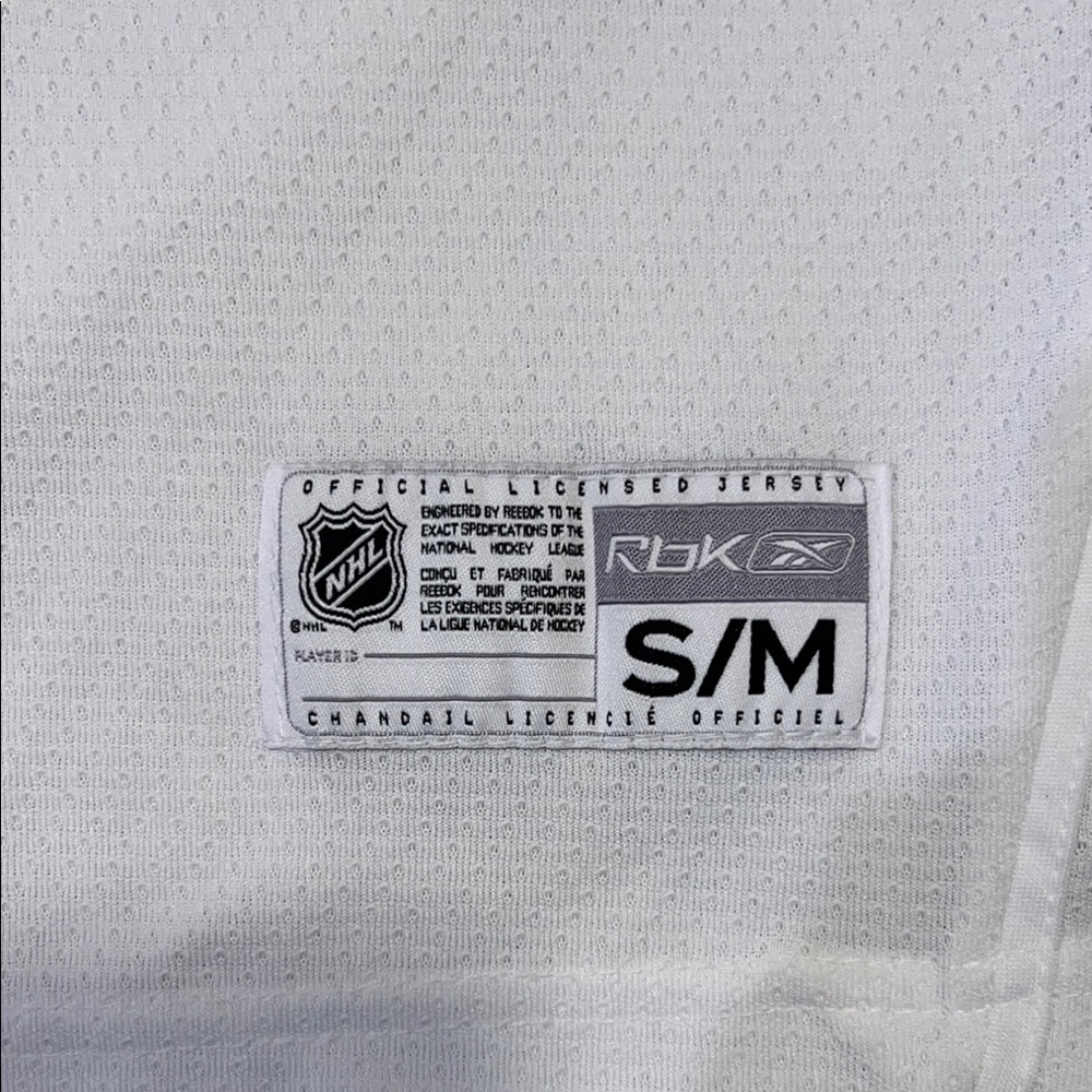 Reebok White and Blue Kids Toronto Maple Leafs Jersey (EUC) - Picture 5 of 6
